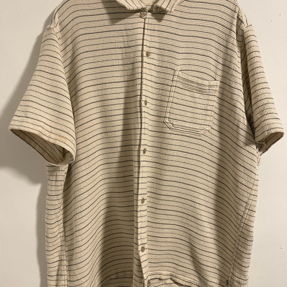 L.L. Bean Other - L.L. Bean Cream Short-Sleeve Button-Down Shirt with Thin Stripes